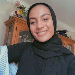 Meet your Posher, Selwa